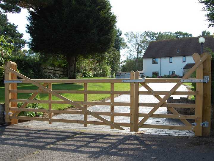 Country Style Gates 