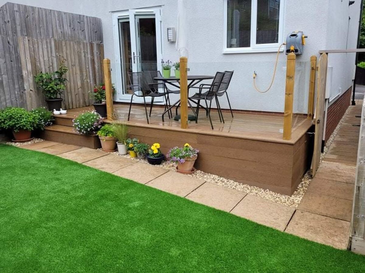Coppered oak with timber posts and glass (2).jpg