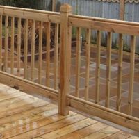 Decking with American balustrade cut 2 web.jpg