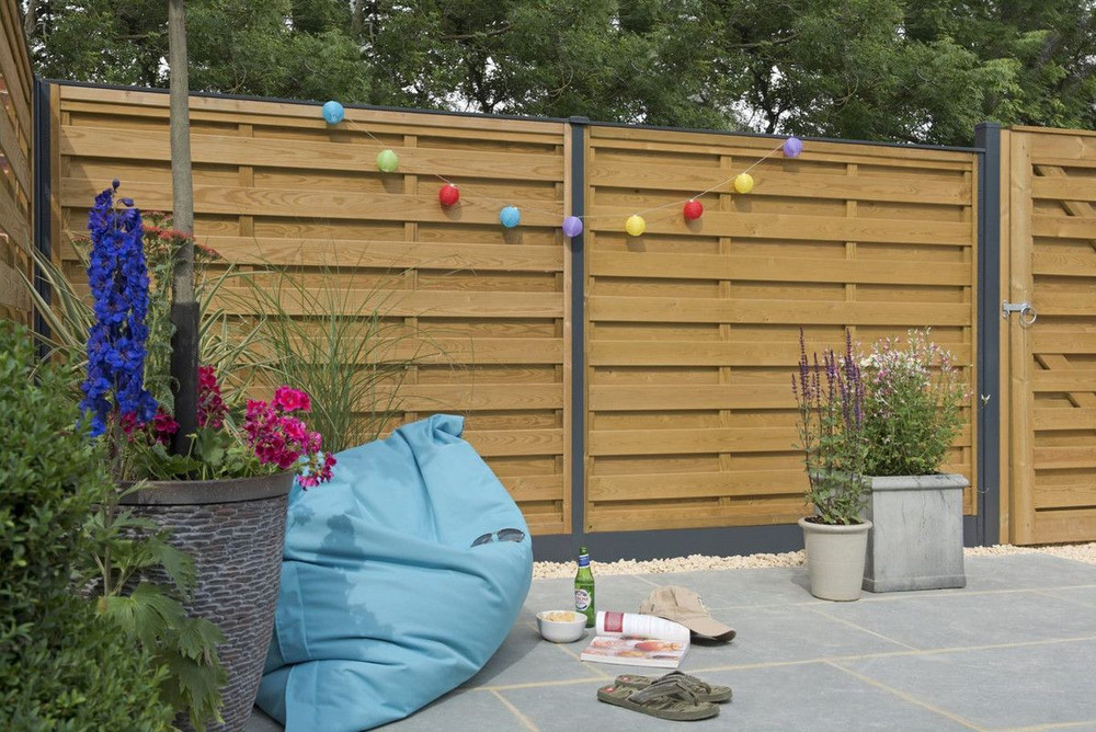 Fencing Posts - timber, concrete or DuraPost which is best? | Fountain ...