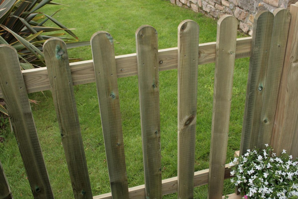 Cottage Picket Panels and Gates | Products | Fountain Timber